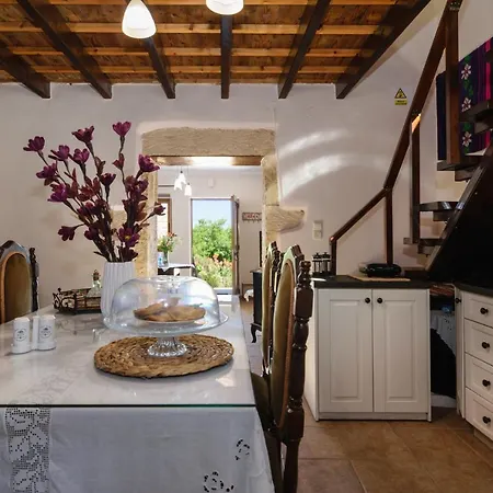 Casa Vasilia Traditional * Kástellos