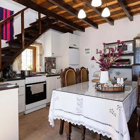 Casa Vasilia Traditional
