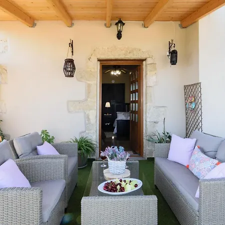 Casa Vasilia Traditional Kástellos