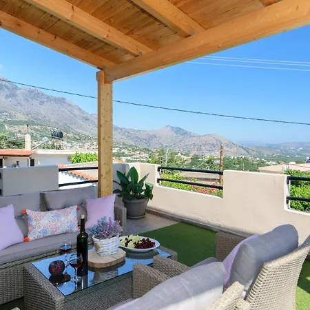 Casa Vasilia Traditional
